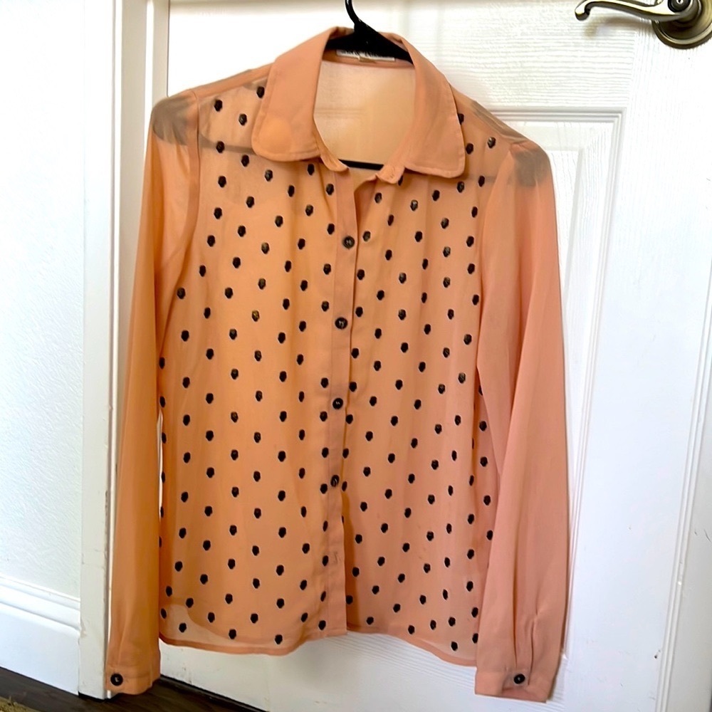 Hot & Delicious tan blouse with skulls, size S